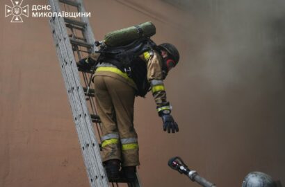 Наслідки російських атак і пожеж у Миколаєві