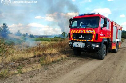 Рятувальники ліквідовують пожежі на Миколаївщині