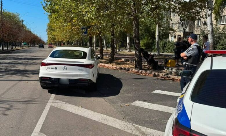 Наслідки ДТП за участю Mercedes і мотоцикла Lifan 350, фото з джерела