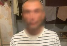 Пошкоджена камера схову в супермаркеті після викрадення речей
