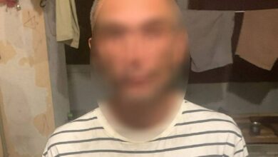 Пошкоджена камера схову в супермаркеті після викрадення речей