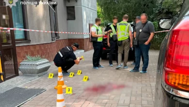 Поліція проводить спецоперацію після стрілянини у Святошинському районі Києва