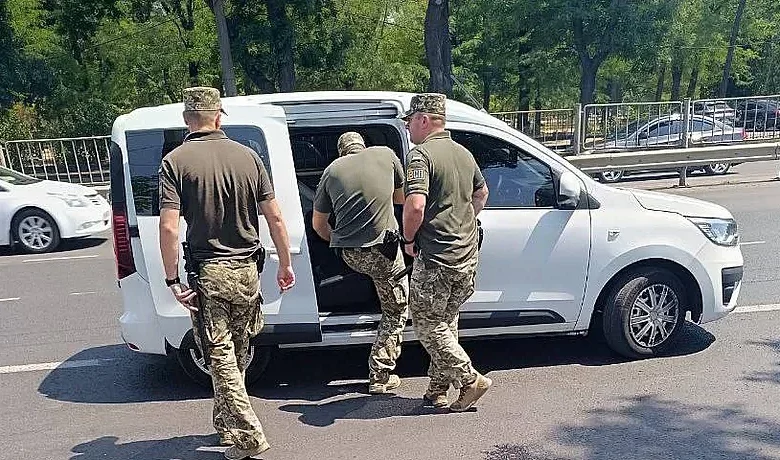 Батька п’ятьох неповнолітніх дітей незаконно утримували в ТЦК у Києві