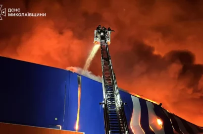 Наслідки російської атаки на торговельний центр «Епіцентр» у Миколаєві