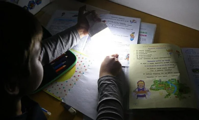Знеструмлення населених пунктів Миколаївщини через обстріли та негоду