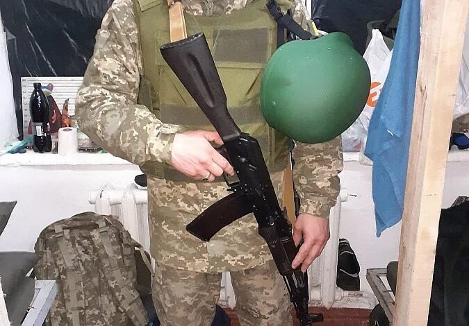 Працівник Миколаївського зоопарку та захисник України Руслан Машонін