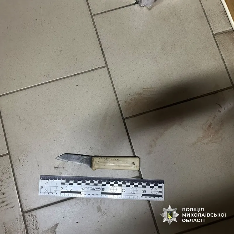 Ножевое ранение мужчины во время конфликта в магазине Очакова