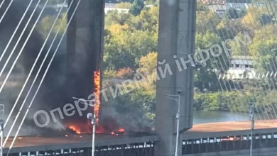 Наслідки атаки російських безпілотників на Південний міст у Києві