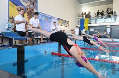 Відкритий міський чемпіонат із плавання серед юних спортсменів у Миколаєві