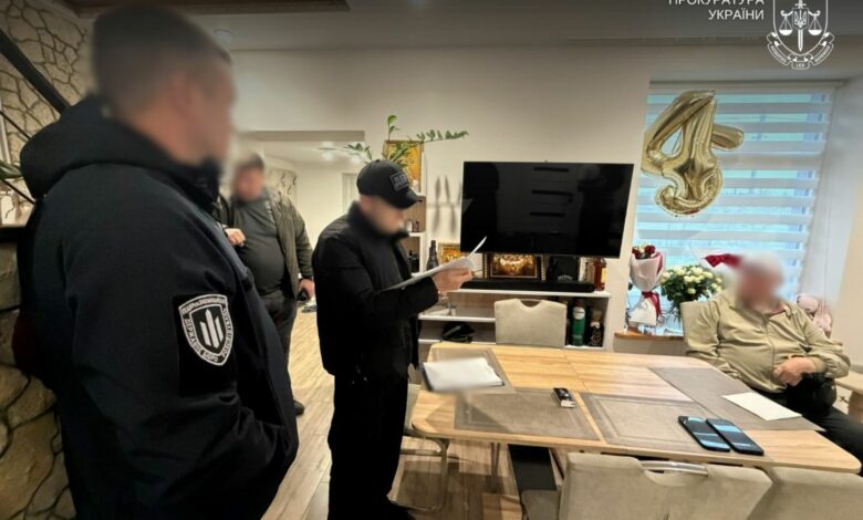 Військові замість служби ремонтували будинок тещі полковника на Рівненщині