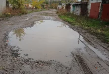 Дорога на вулиці Молодіжній у Широкій Балці, на стан якої скаржаться мешканці Миколаєва