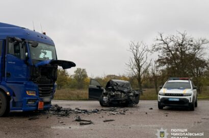 ДТП за участю кросовера Mazda CX-5 та вантажівки MAN у Баштанці