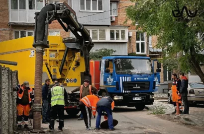 Усунення незаконних підключень каналізації до зливової мережі у 5-му Парниковому провулку Миколаєва