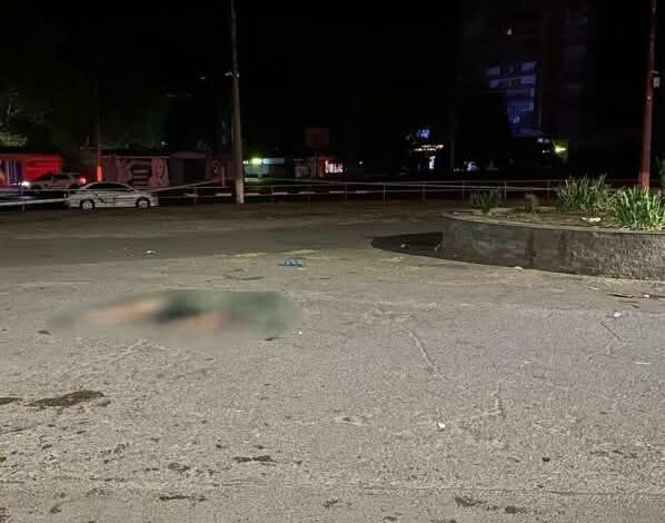 Матеріали справи про смертельне побиття хлопця біля супермаркету в Миколаєві