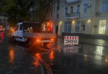 Очищення зливової каналізації на Центральному проспекті в Миколаєві