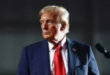 Дональд Трамп про переговори щодо завершення війни та представництво України