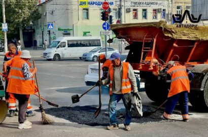 Ремонт дорожнього покриття на вулицях Миколаєва