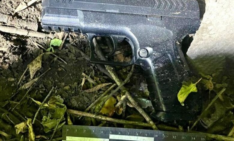 Справа про поранення 15-річної дівчини з пневматичного пістолета на пляжі у Первомайську