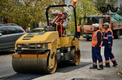 Ремонт дорожнього покриття та заміна решіток дощоприймачів у Миколаєві