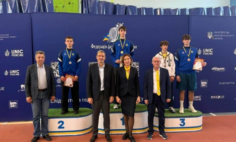 Миколаївські фехтувальники на юніорському чемпіонаті України у Львові