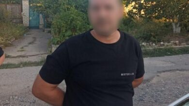 Справа про смертельний напад із гранатою біля магазину в Херсоні