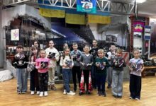 Учасники дитячого конкурсу малюнків «Дякую, що захищаєш» у Миколаєві