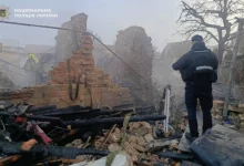 Наслідки російських ударів по приватних житлових будинках на Миколаївщині