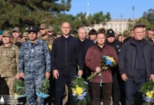 Церемонія вшанування загиблих захисників і захисниць України біля Алеї пам’яті в Миколаєві