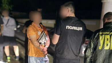 Справа про обіцянку незаконного виїзду за кордон у складі екіпажу іноземного судна на Одещині