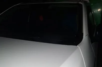 Службовий автомобіль «Миколаївобленерго» після влучання ворожого FPV-дрона