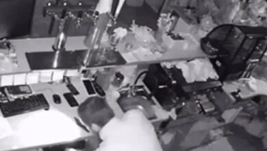 Крадіжка грошей і мобільних телефонів із кафе в Миколаєві