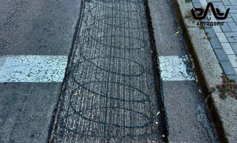 Відновлення дорожнього покриття проспекту Центрального в Миколаєві